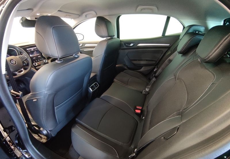 Renault Mégane 1.2 TCe Bose EDC – 132 ch – 2015 – Image 3