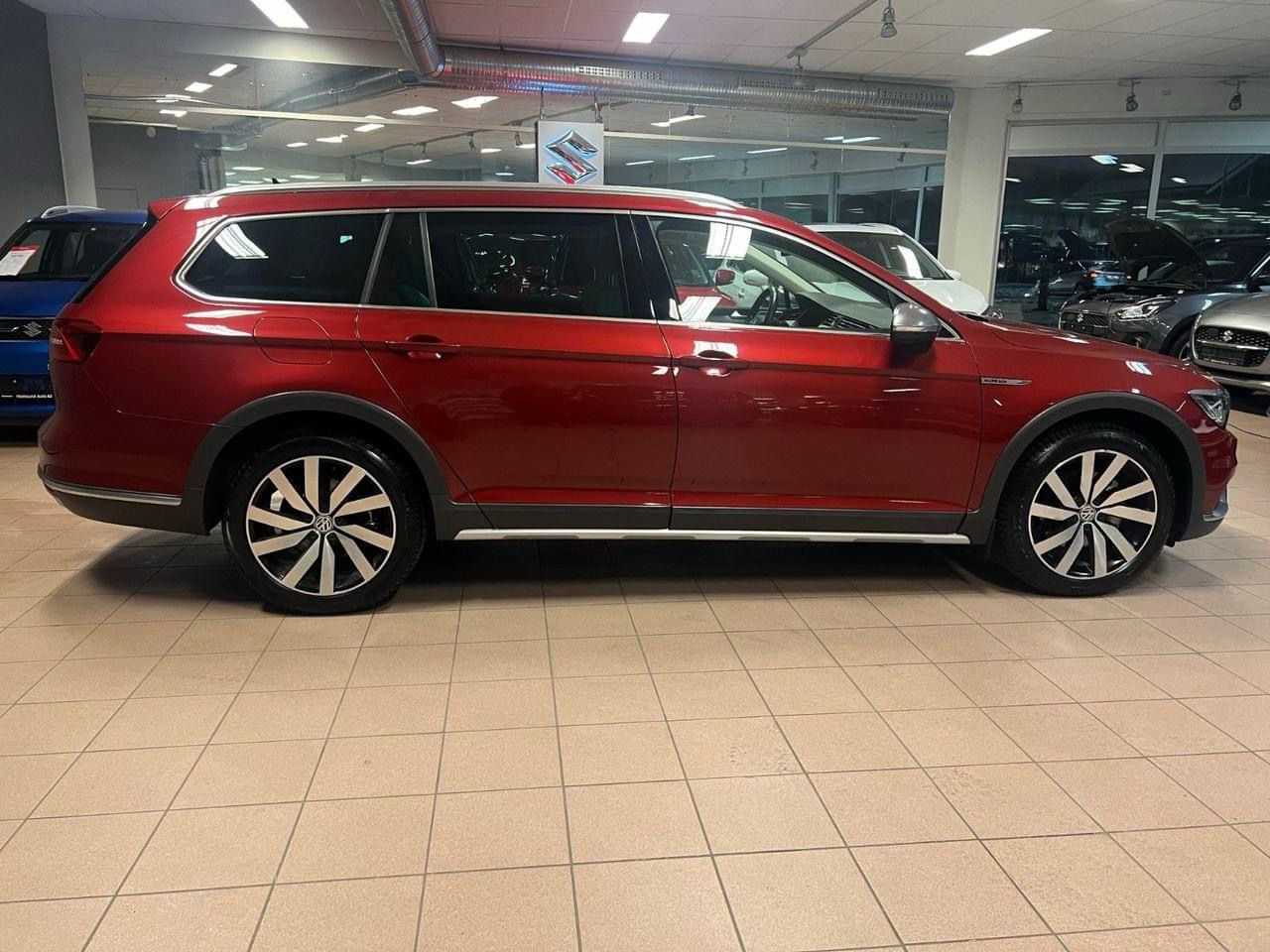 Volkswagen Passat 1.6 TDI Edition BMT 120 – 2017 – Image 2